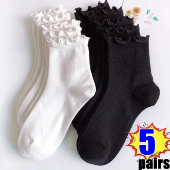 5Pairs kadın Fırfır Çorap JK Lolita Kawaii Pamuk Siyah Beyaz Orta Tüp Çorap Kızlar INS Siyah Beyaz Gevşek Ayak Bileği Çorap