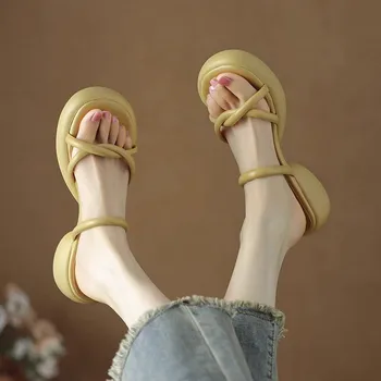 Yaz Ayakkabı Sandalet Kadın Orta topuk Kalın tabanlı Kayma Seksi Bayan Ayakkabıları Terlik Yumuşak Ayakkabı Zapatos De Mujer Kadın Boyutu 40