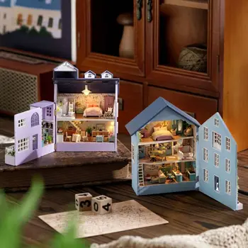 Komik Küçük ev Doğum Günü Hediyeleri Mutluluk Manor DIY Mini Ev Bebek evi aksesuar Minyatür Ürünler Dollhouse