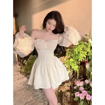 2023 İlkbahar Yaz Seksi Puf Kollu Elbise Bayan Kore Tatlı Y2K Rahat Mini Elbise Moda İnce Bel Peri Pilili Elbiseler